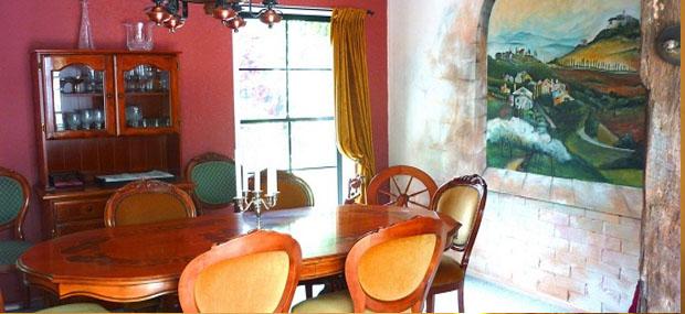 Villa della Rosa Gold Coast Hinterland Accommodation Villa della Rosa Gold Coast Hinterland Accommodation